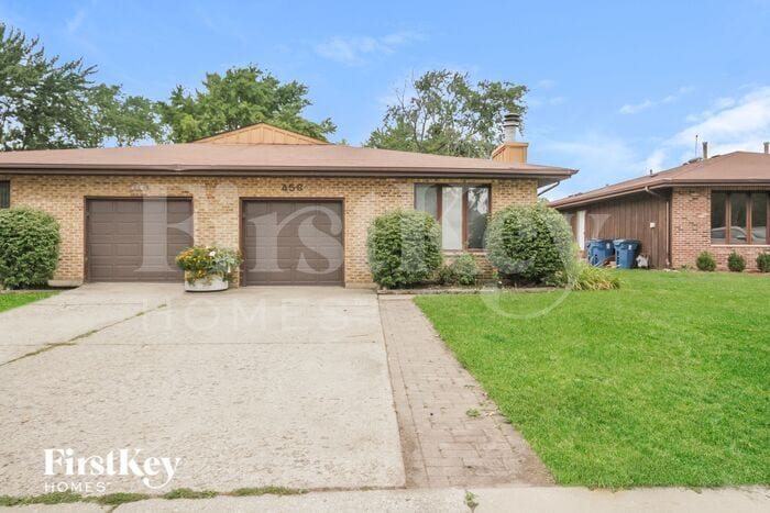 Primary Photo - 456 E Lorraine Ave