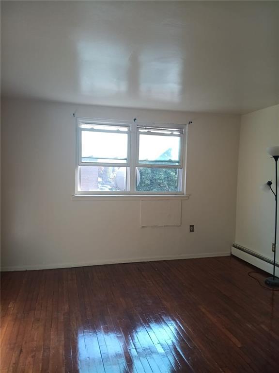 Foto del edificio - 1464 E 84th St