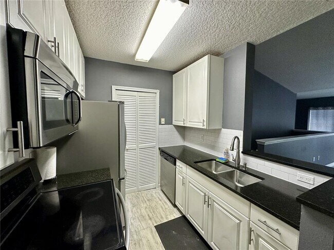 Foto del edificio - 4332 S Kirkman Rd