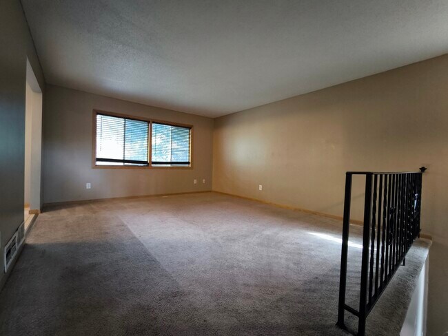 Foto del edificio - 4420 80th Avenue North