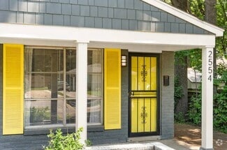 Building Photo - 2554 Everett Ave
