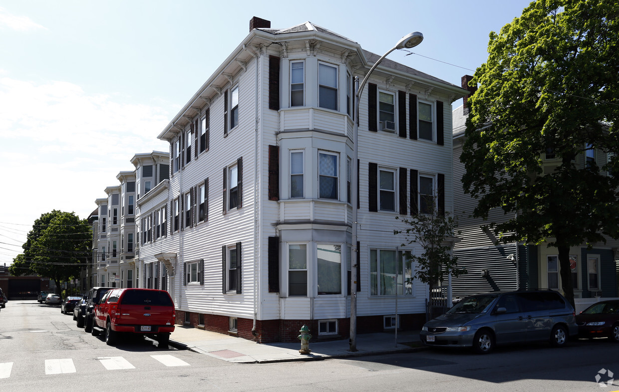 Building Photo - 294 Prospect St