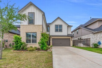 Building Photo - 31418 Golden Cliffs Ln