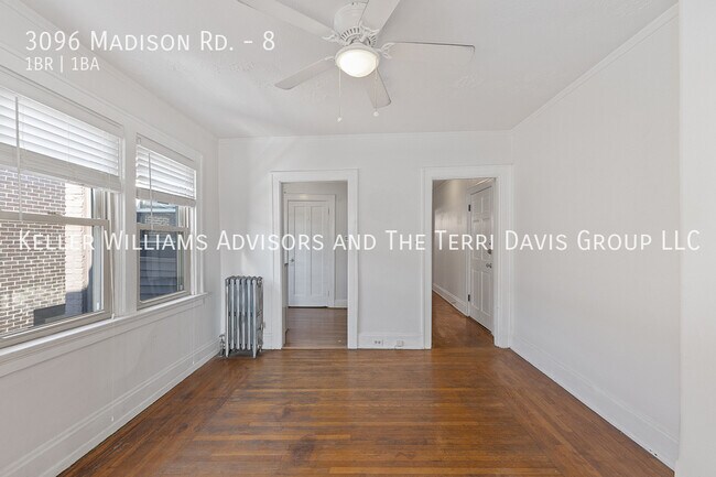 Foto del edificio - 3096 Madison Rd