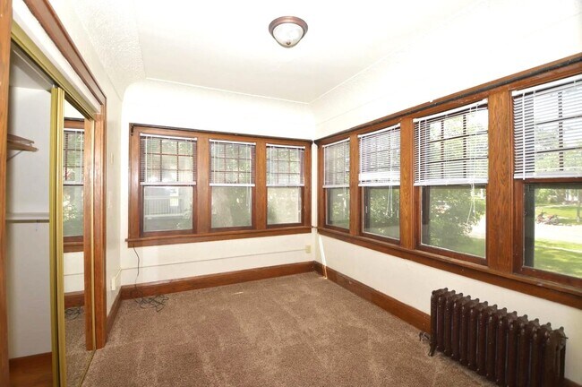 Foto del edificio - 388 3rd Ave S