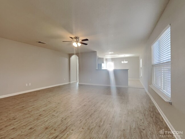 Building Photo - 1525 Treeta Trail