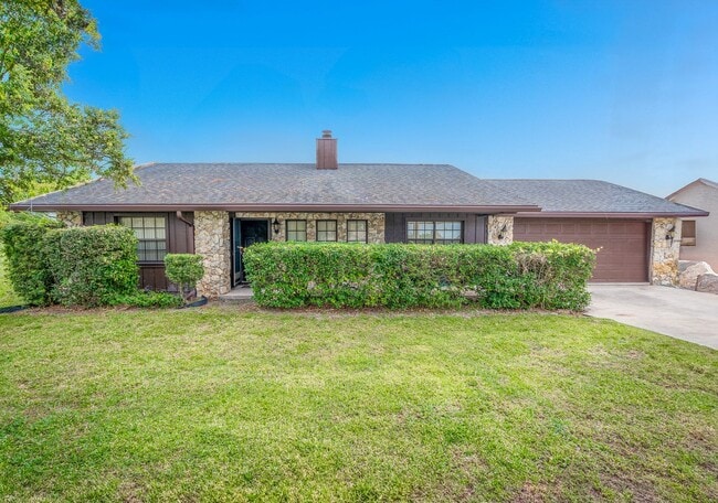 Building Photo - Renovated 3/2 Home in Daytona Beach