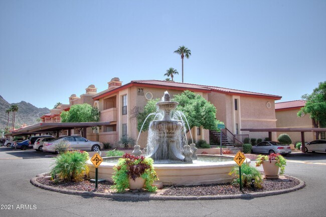 Foto del edificio - 10410 N Cave Creek Rd