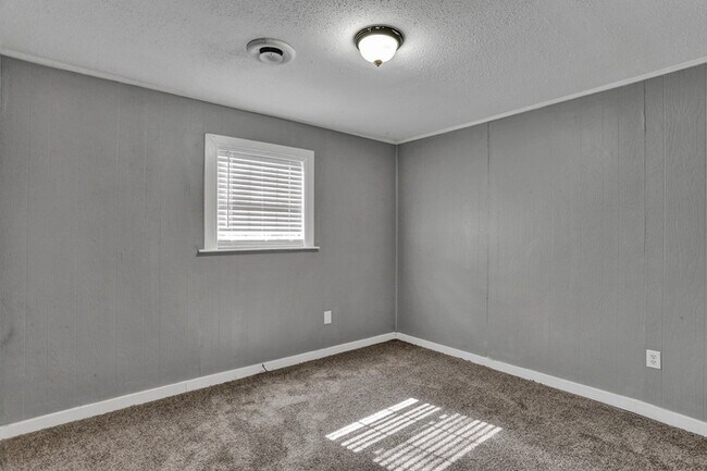 Building Photo - Beautiful Home for Lease!