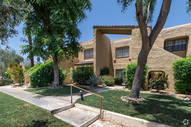 Building Photo - Palm Springs Golf and Tennis Club