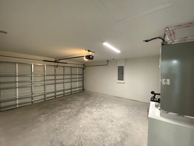 Foto del edificio - Desirable SW Ocala Neighborhood 3/2/2 **WON'T LAST**