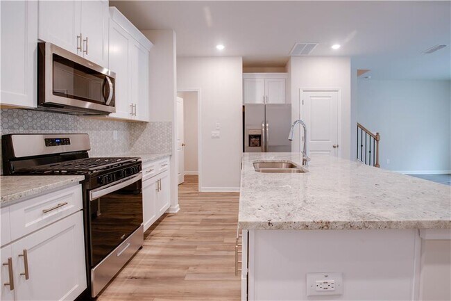 Foto del edificio - 104 Cedar Ln
