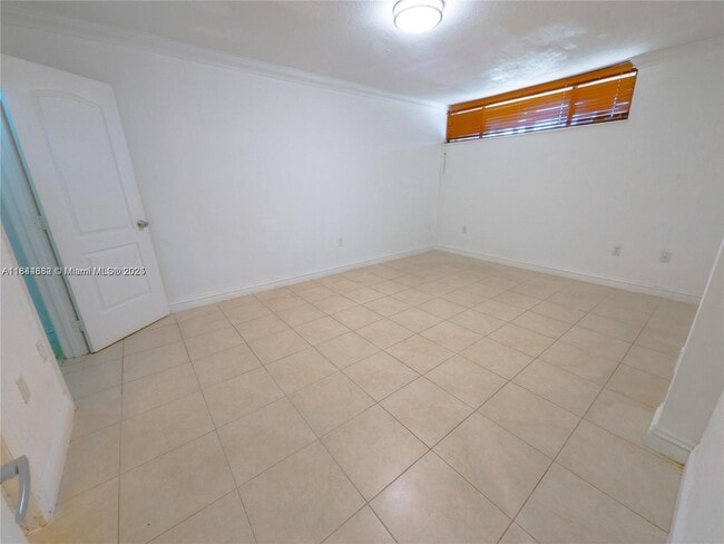 Foto del edificio - 16337 Willow Creek Dr