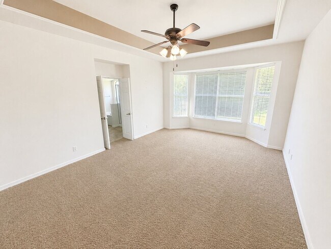 Building Photo - The Haven Neighborhood!