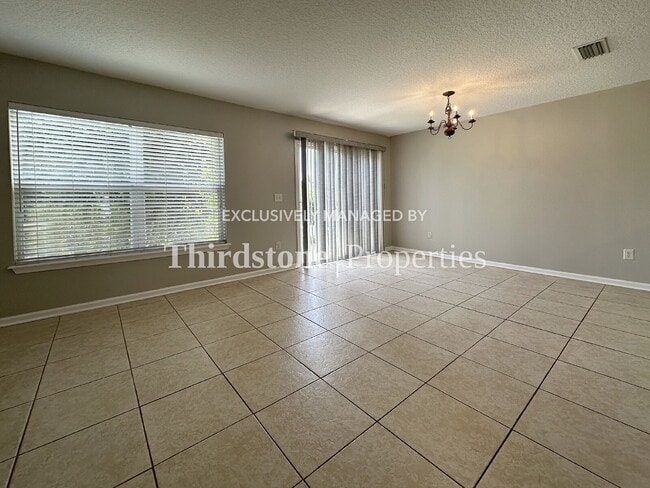Building Photo - 1036 N Black Cherry Dr