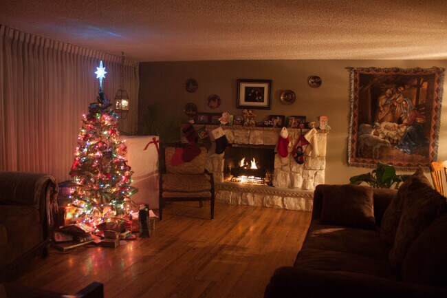 Sala de estar - 730 East 2780 North