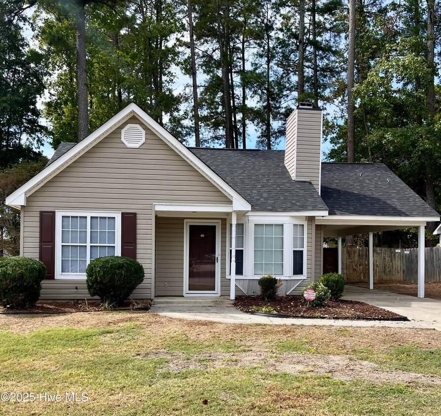 Primary Photo - 2900 Bishop Rd