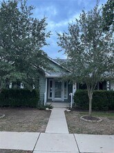 Building Photo - 5383 Hartson