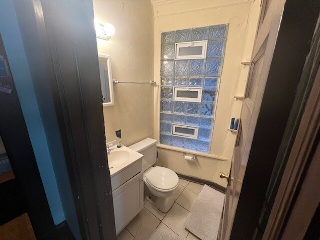 Foto del edificio - 1706 E Lafayette Plz