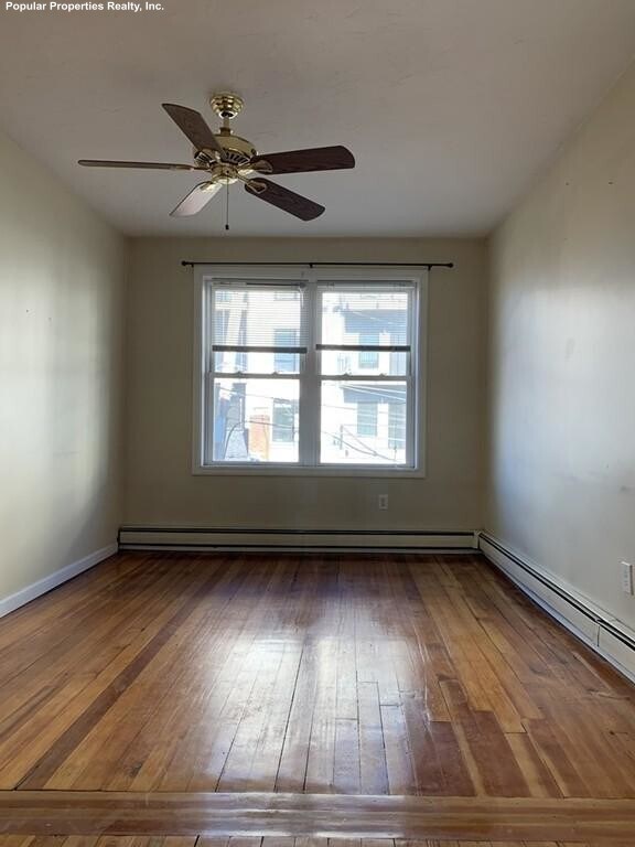 Building Photo - 5 Saybrook St