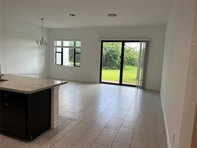 Foto del edificio - 11539 SW 13th Dr