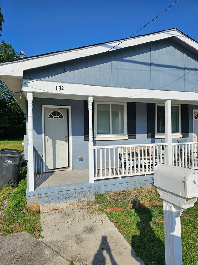 Cozy 1 bedroom, 1 bath $775 - Cozy 1 bedroom,  1 bath $775
