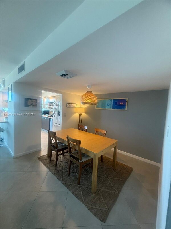 Foto del edificio - 18021 Biscayne Blvd