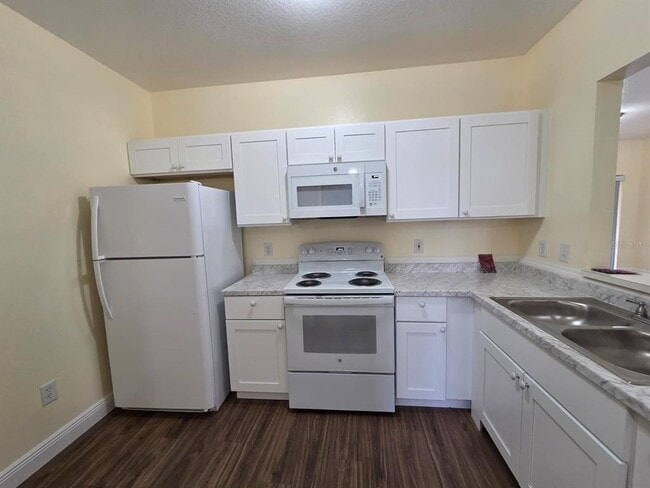 Foto del edificio - 515 Villa Del Sol Cir