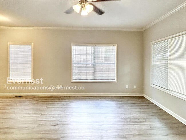 Foto del edificio - 295 Sterling St SE