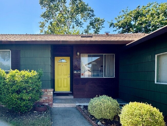 Building Photo - Beautiful Home Available in Rancho Cordova!