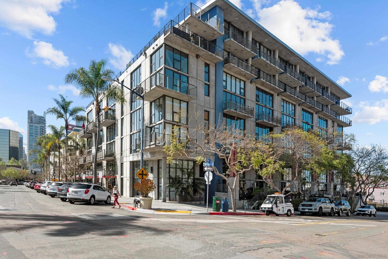 Primary Photo - 1780 Kettner Blvd