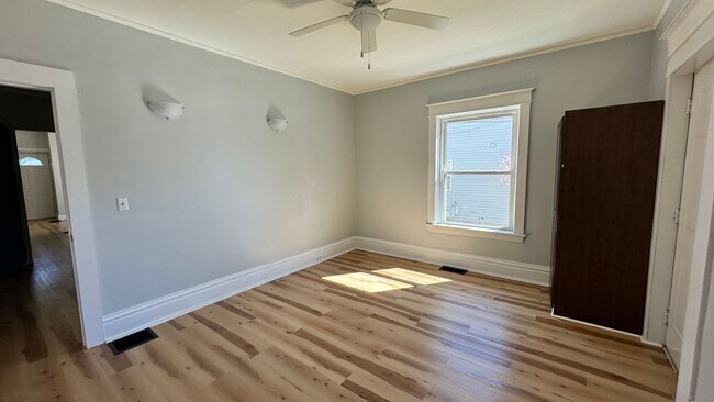 Foto del edificio - 901 Logan St SE