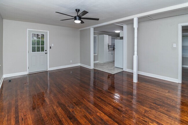 Foto del edificio - 3 BR | 1 BA Brick Home in Goldsboro *less than 2 miles from SJAFB!