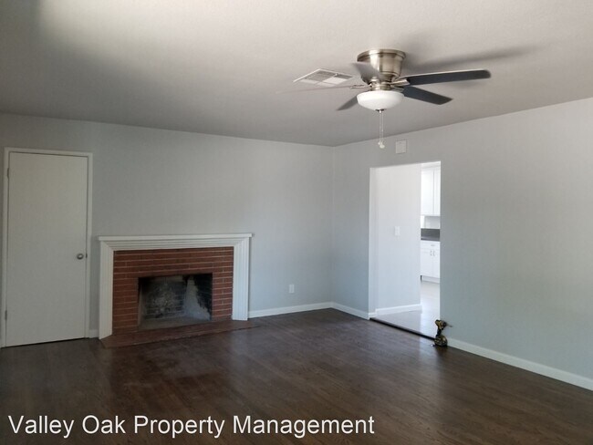 Foto del edificio - 3 br, 2 bath House - 2500 Dana Ln