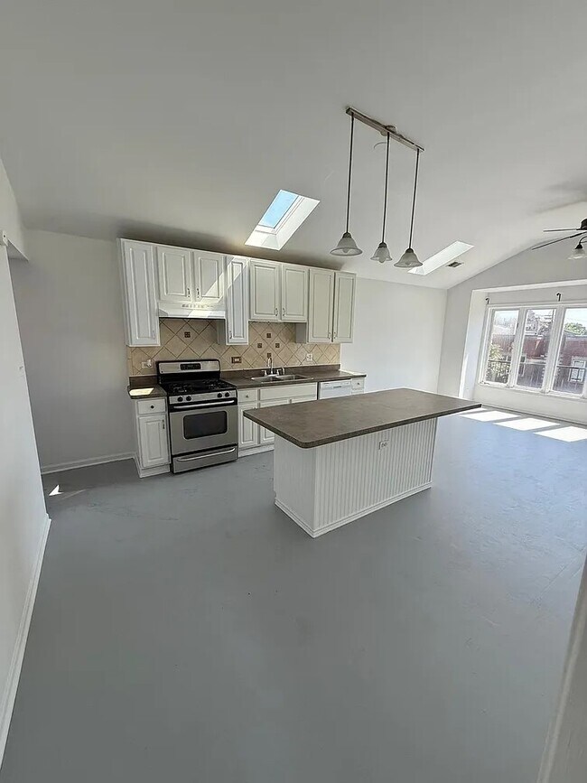 Foto del edificio - 2448 W Grenshaw St