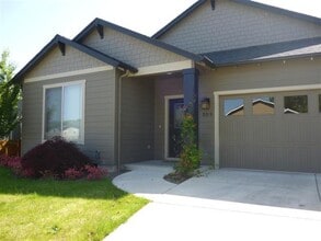 Building Photo - 509 Antilles Ln