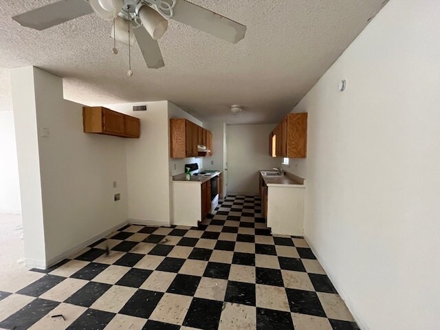 Building Photo - 20 Opal Mae