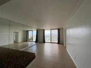 Building Photo - 13499 Biscayne Blvd