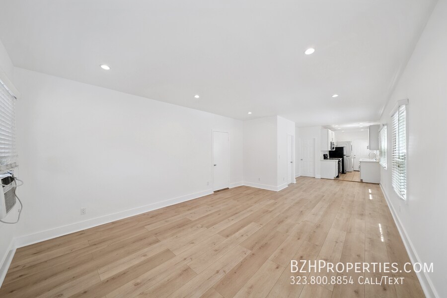 Foto principal - 7926 Fountain Ave