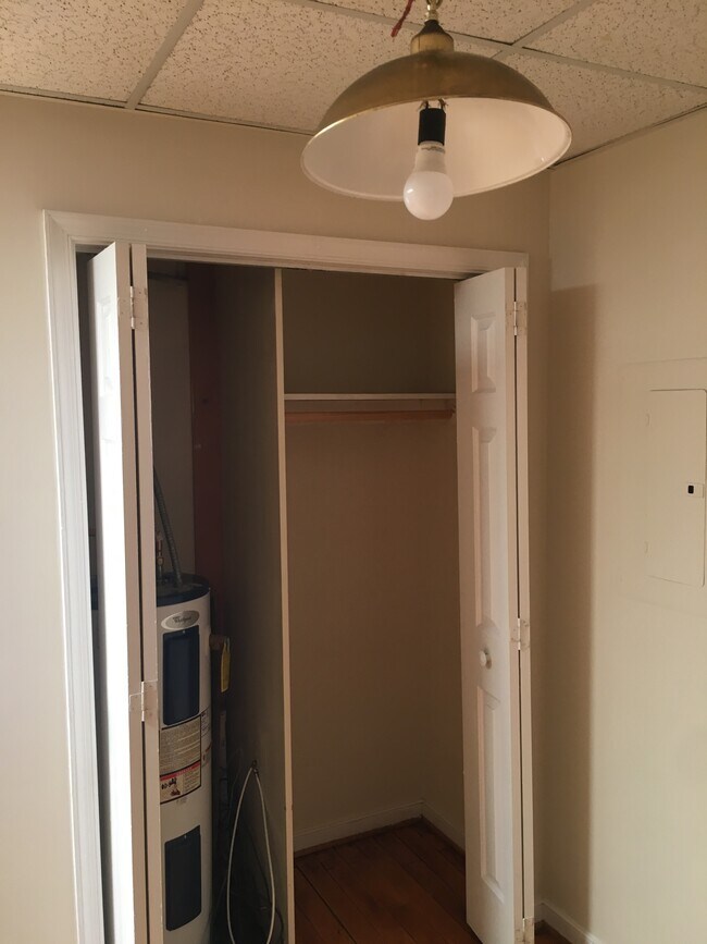 Foto del edificio - 815 W Broad St