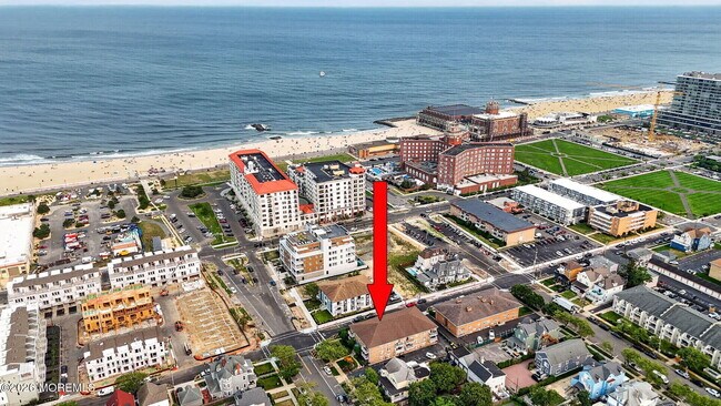 Foto del edificio - 300 7th Ave