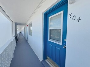 Building Photo - 8075 112th St