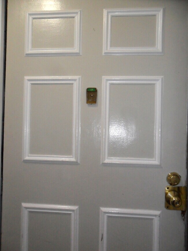 Foto del edificio - 1451 N Winslowe Dr