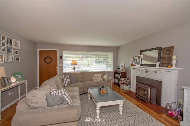 Foto del edificio - 3 bed/2 ba House in University Place