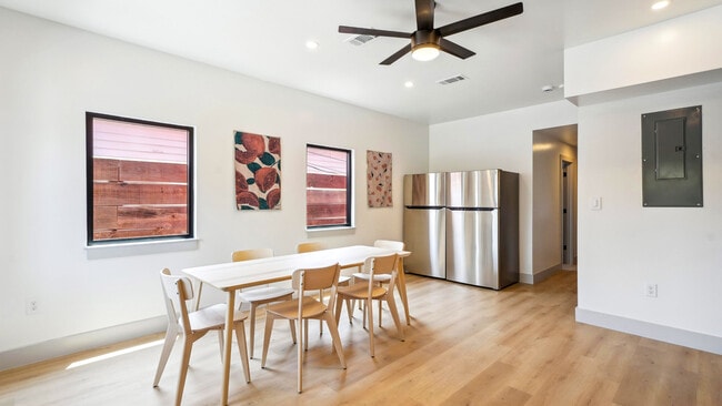 Foto del edificio - 1712 N Robertson St