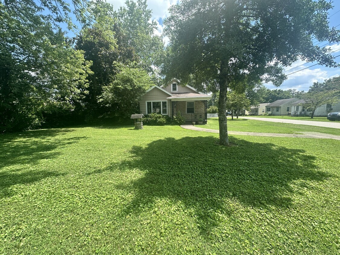 Foto principal - 203 Pardue Ln