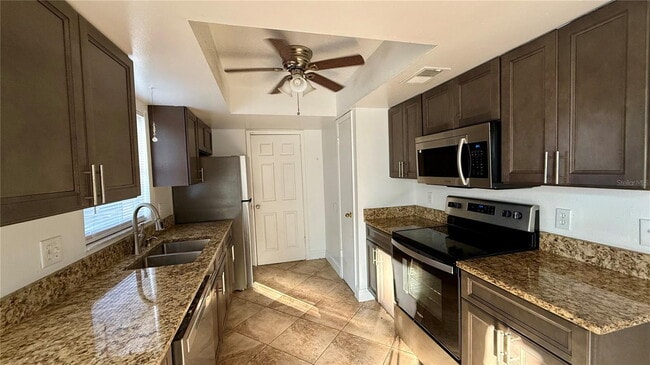 Building Photo - 126 Zacalo Way