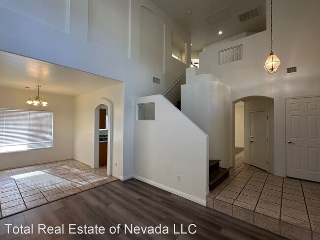 Building Photo - 4 br, 2.5 bath House - 3121 Whispering Can...