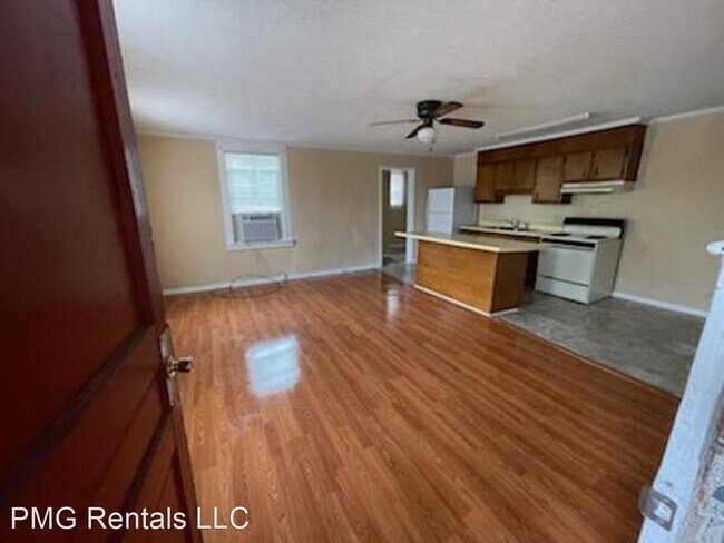 Building Photo - 1 br, 1 bath House - 220 East Main St. C