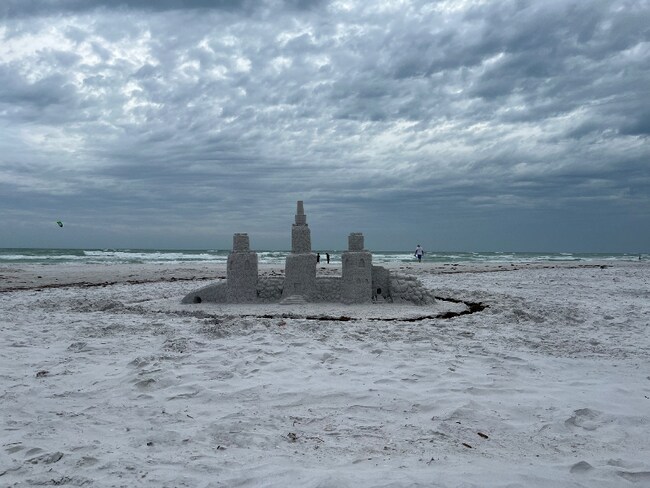 Foto del edificio - 4822 Ocean Blvd